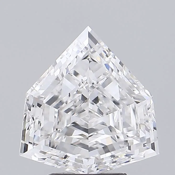 2.23 Ct HEXAGONAL M STEP CUT E VVS2