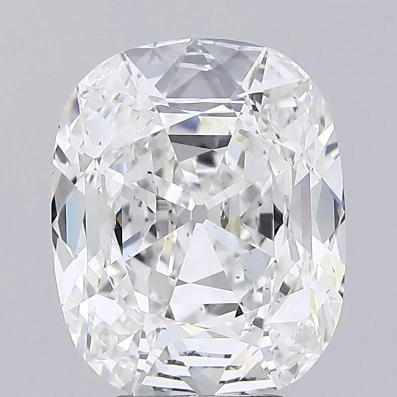 5.09 Ct cushion E VS2