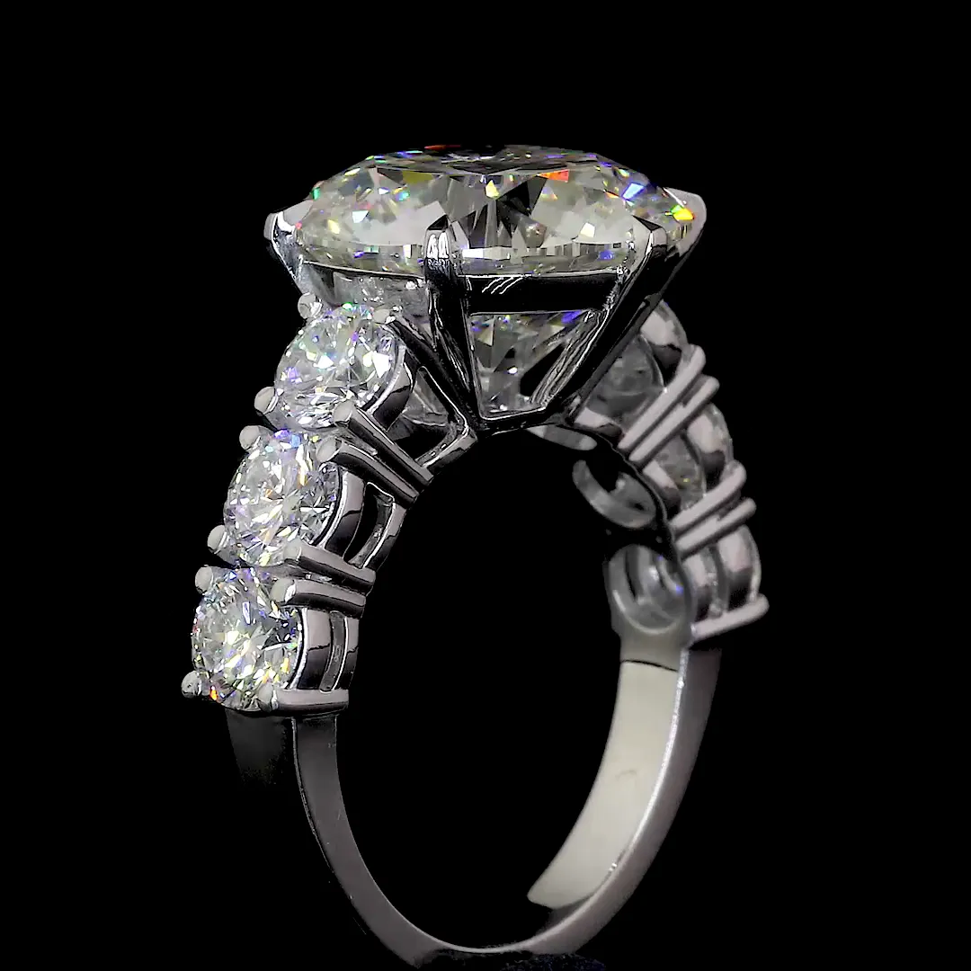 Round Brilliant Diamond Solitaire Ring with Pavé Band feature_image 1788868532_vlcsnap-2025-07-28-16h45m03s385.webp
