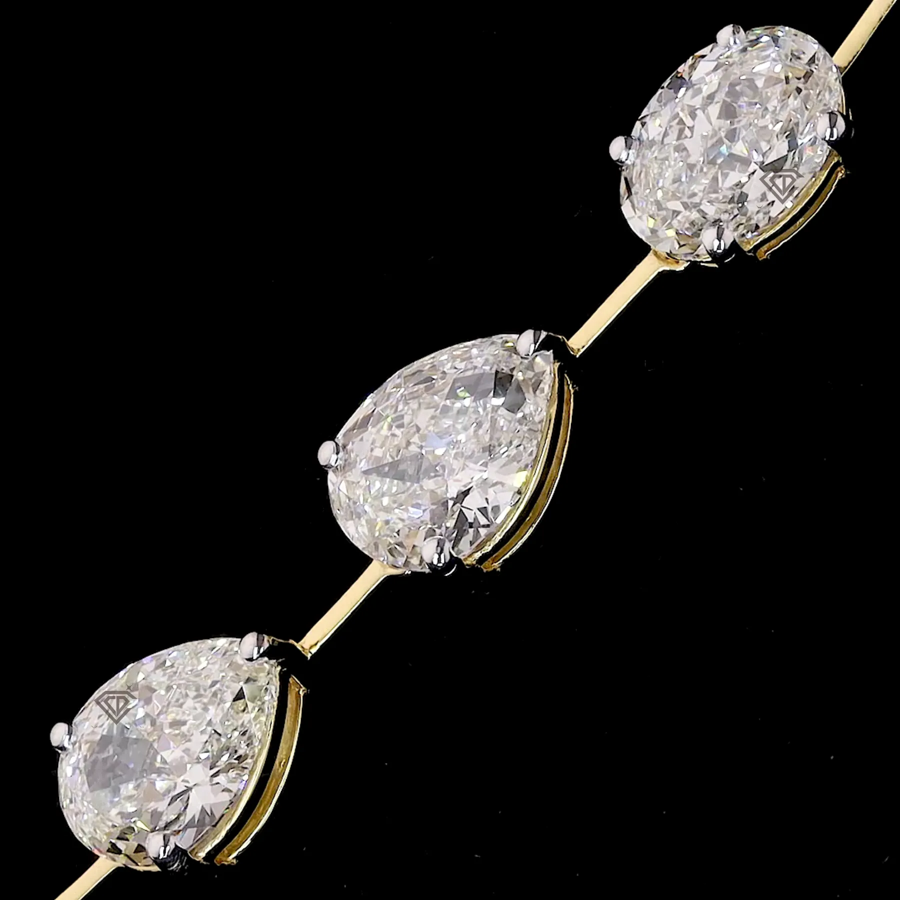 Pear & Heart Shape Lab-Grown Diamond Drop Pendant Necklace feature_image 1788870581_pear-shaped-diamond-drop-necklace.webp.webp